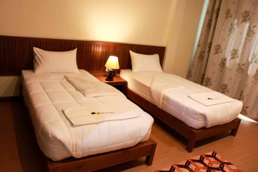 The Win Hotel Bang Saphan Chambre photo